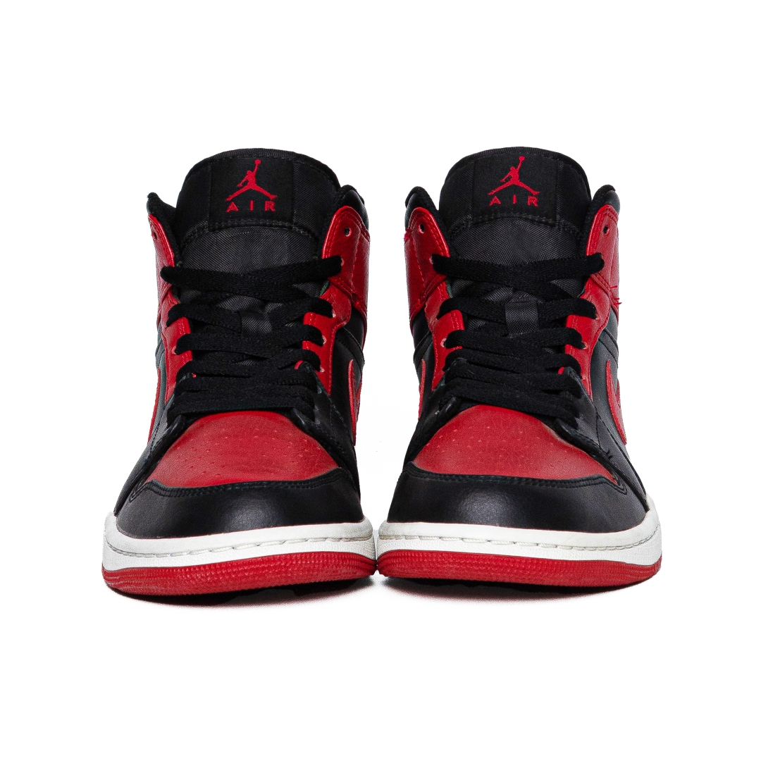 Nike Air Jordan 1 Mid Banned 554724-074