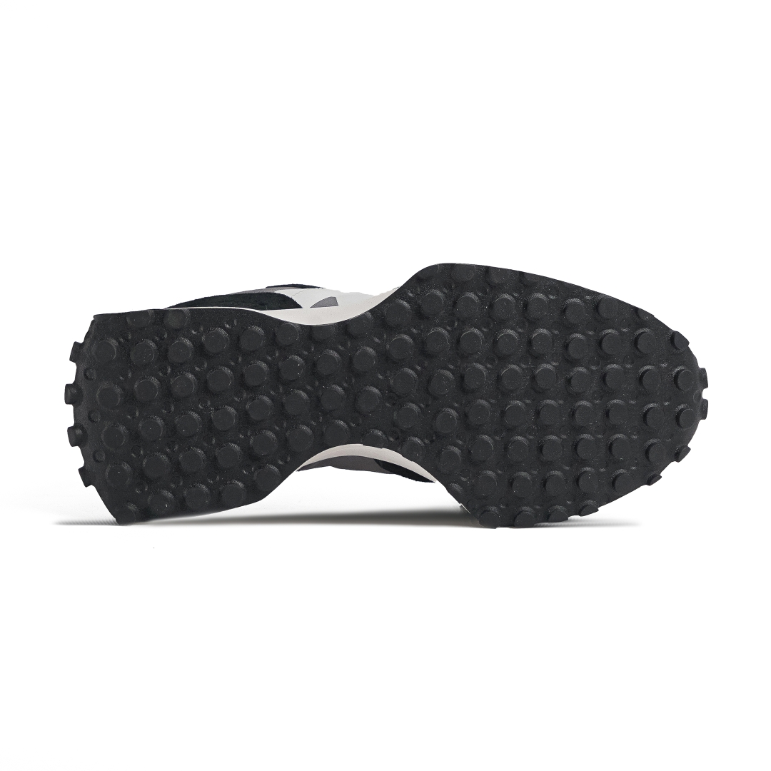 New Balance 327 ‘Black Shadow’ MS327LB1