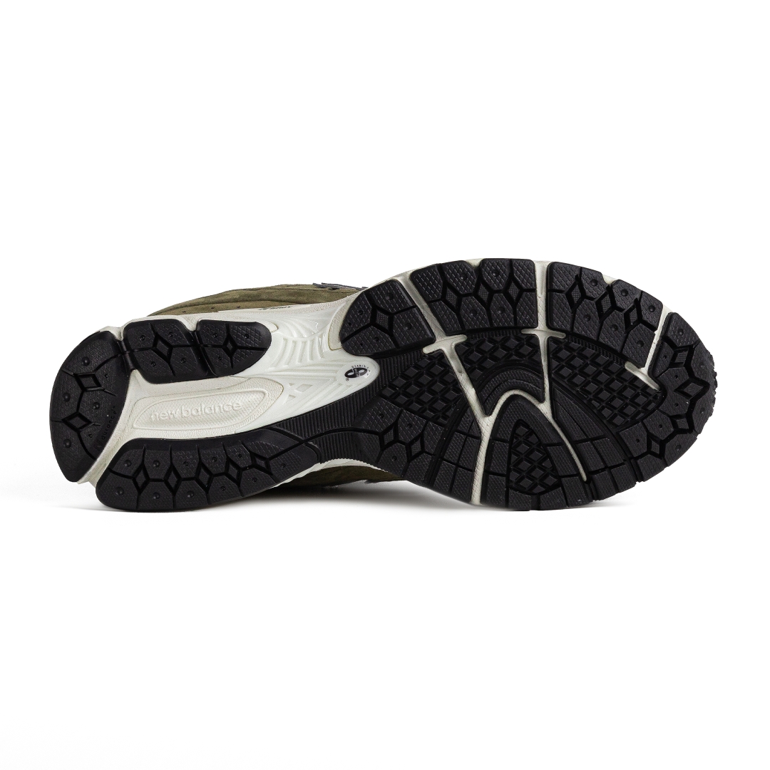 New Balance 2002R Footlocker Exclusive Green M2002RFO