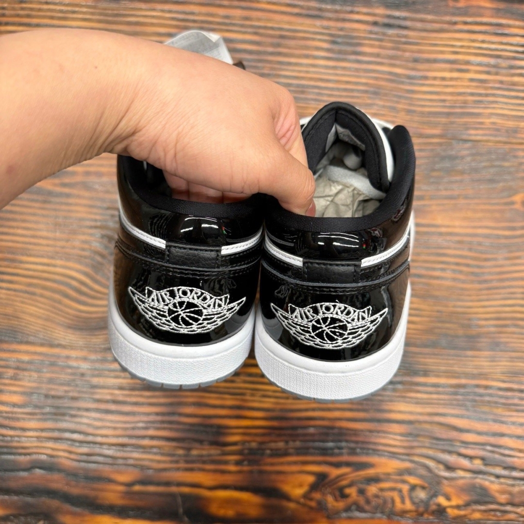 1S LOW CONCORD LN FB