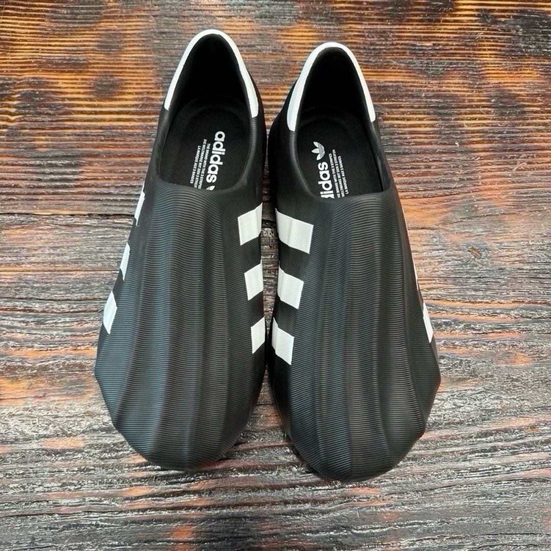 ADIFOM SUPERSTAR BLACK DS FB