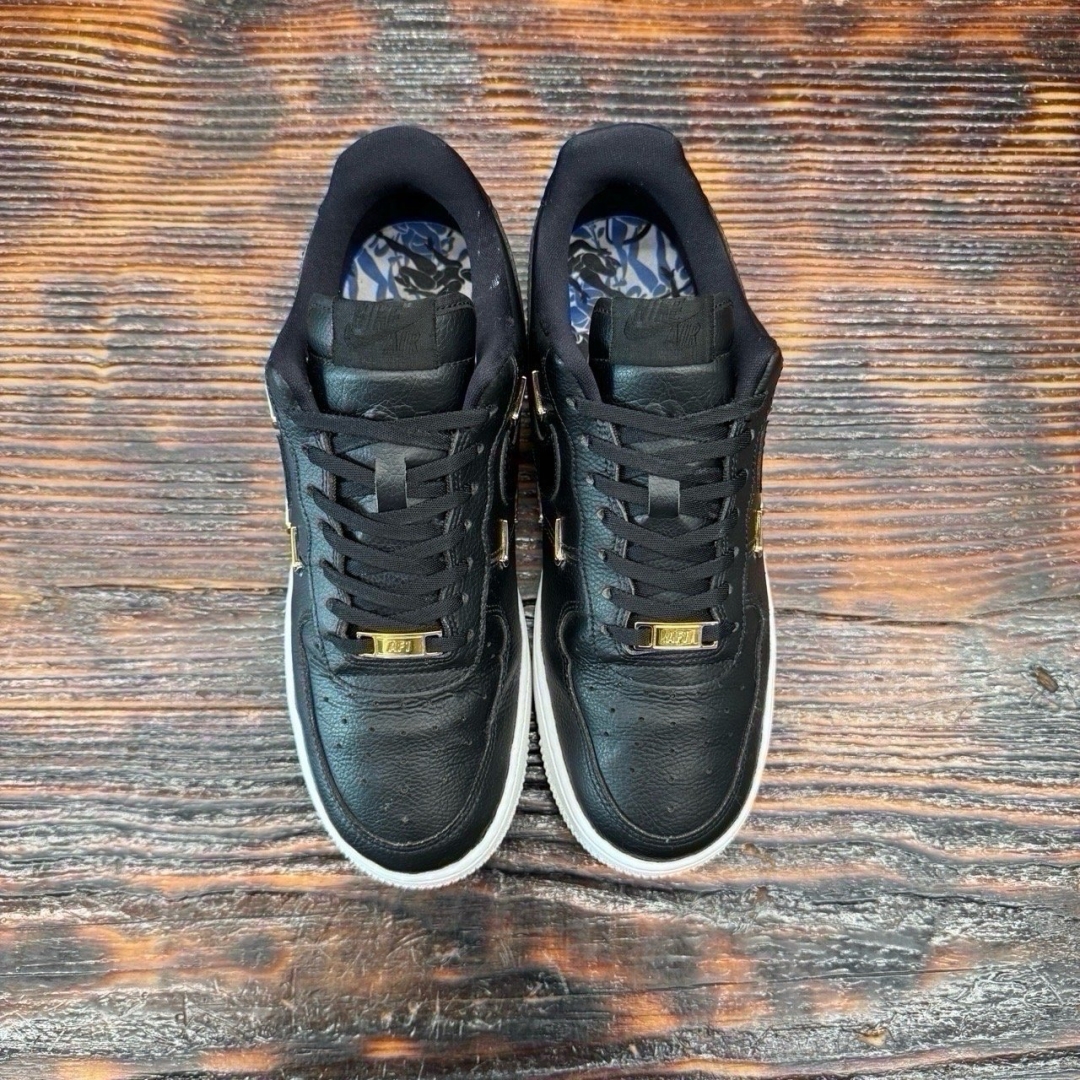 af2721 - AF1 Low Sisterhood Black - 40