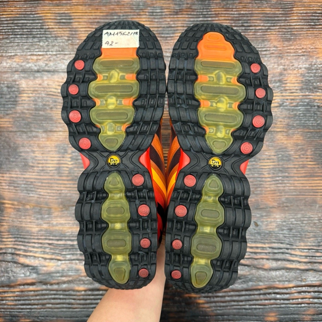 am1562 - AM DN8 Laser Orange Black FB - 42