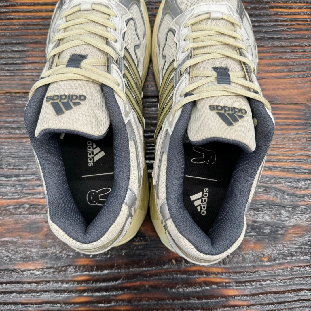 cs1753 - Add Response CL X Bad Bunny FB - 41