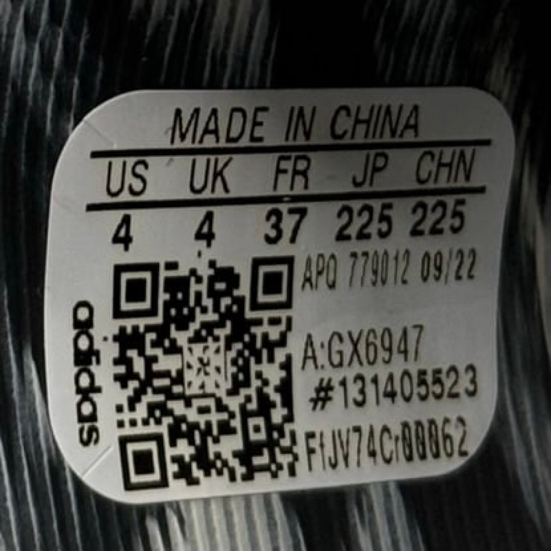 cs2994 - Adilette Slides Black Grey DS FB - 37