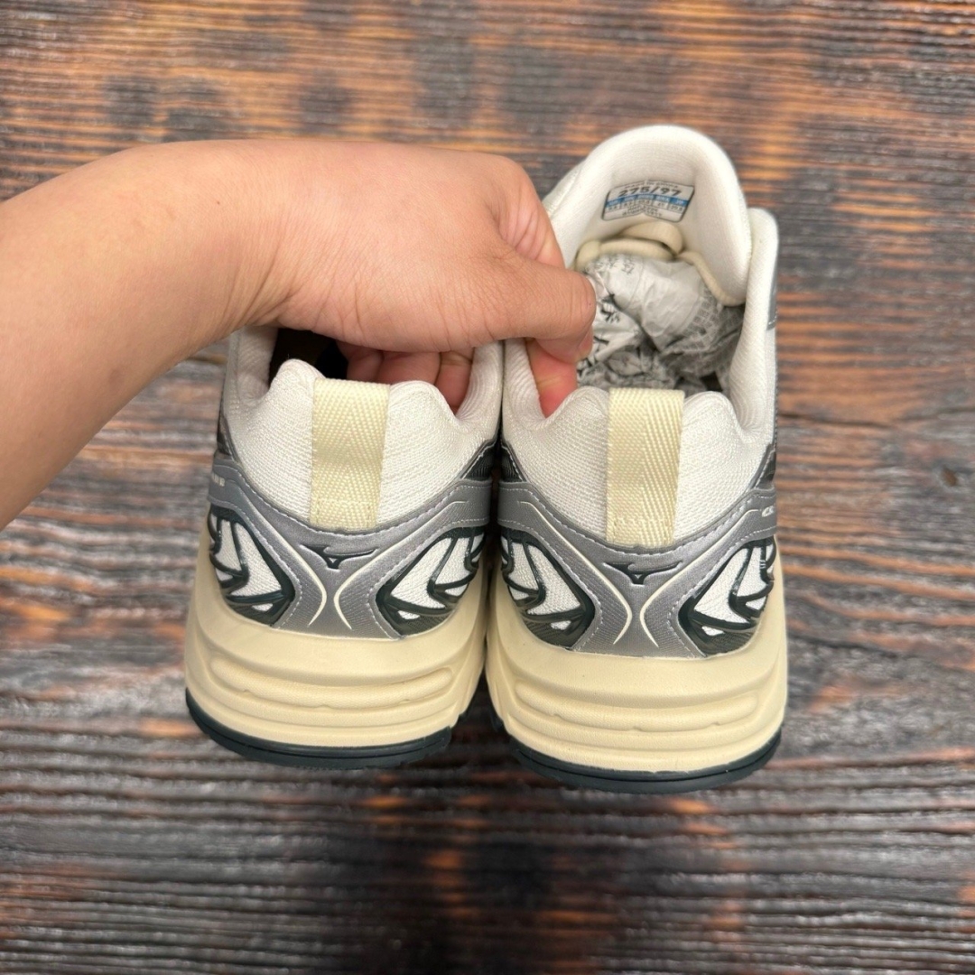 cs3229 - Mizuno Fiyi V2 Cream Silver DS FB - 42.5