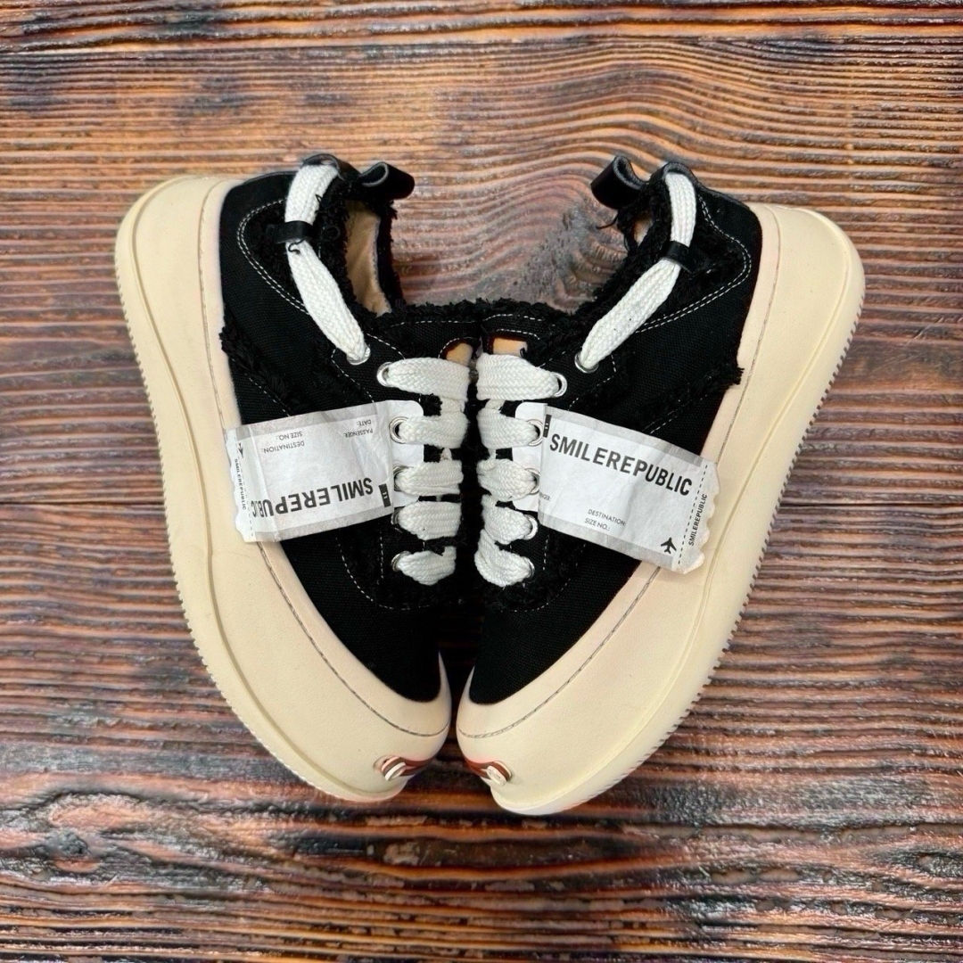 cs3300 - Smilerepublic Black Beige - 37