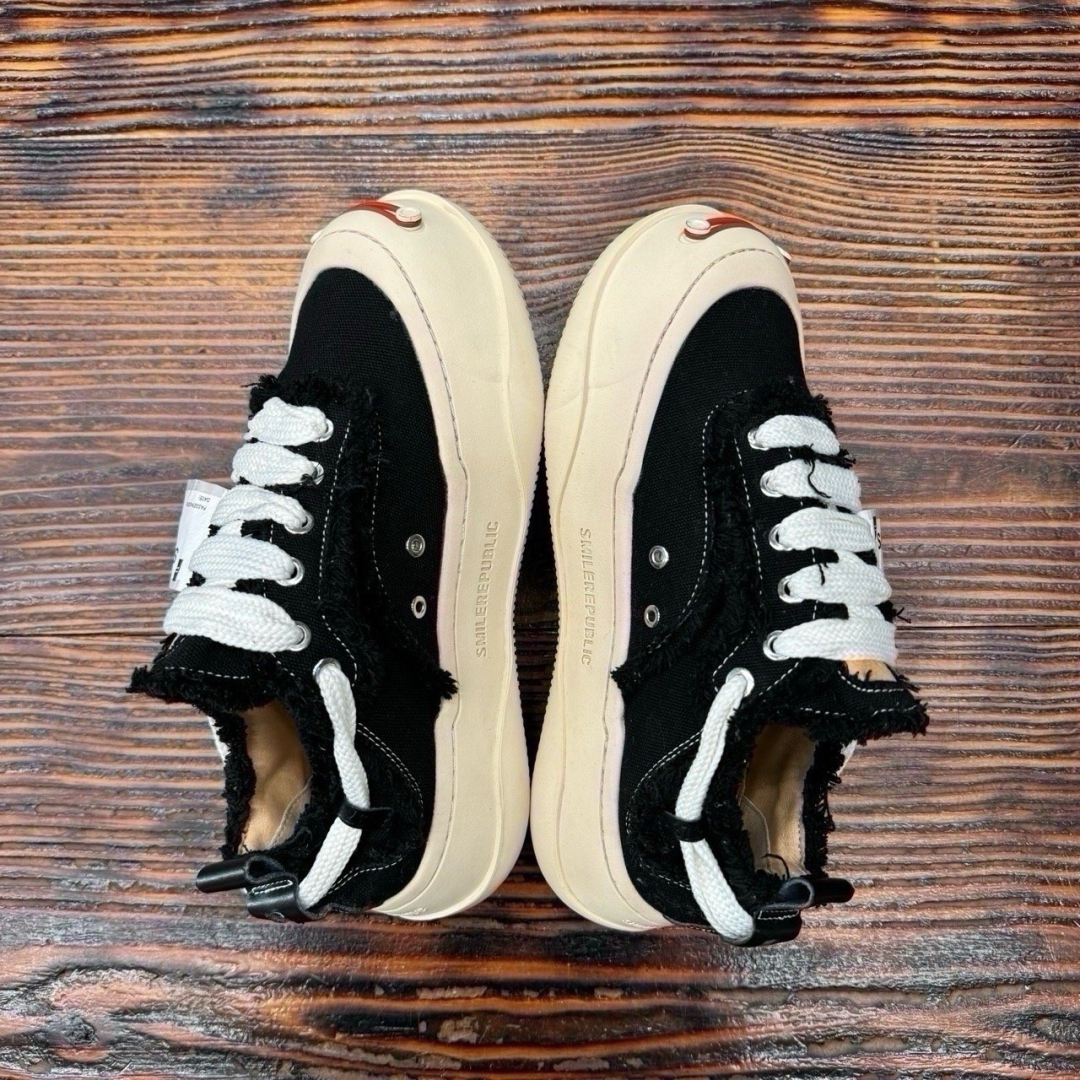 cs3300 - Smilerepublic Black Beige - 37