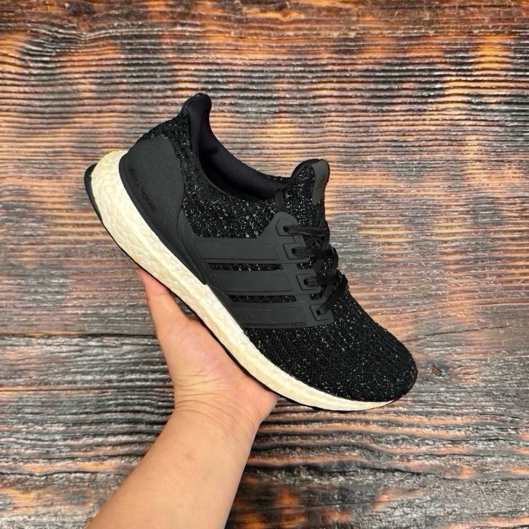 cs3487 - Ultraboost 4.0 Core Black - 38