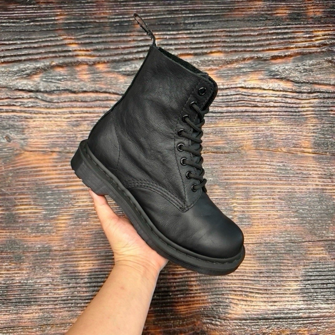 cs3505 - DR 1460 Pascal Mono - 37