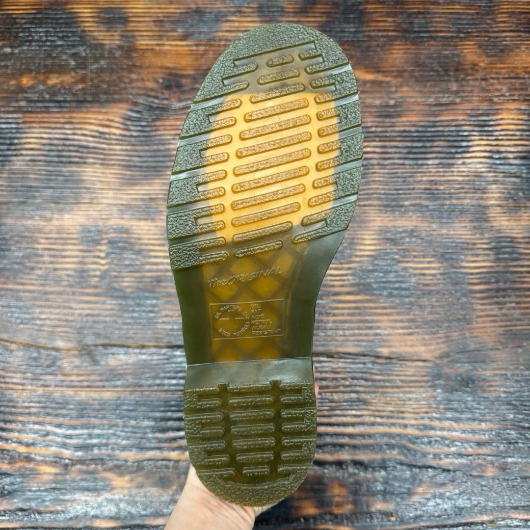 cs3521 - DR 1460 Vegan LN - 42