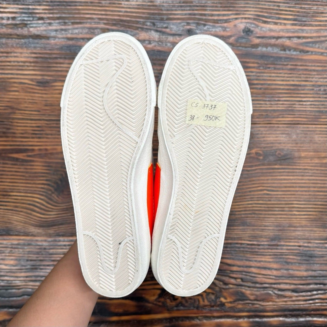 cs3737 - Blazer Low Jumbo Orange - 38