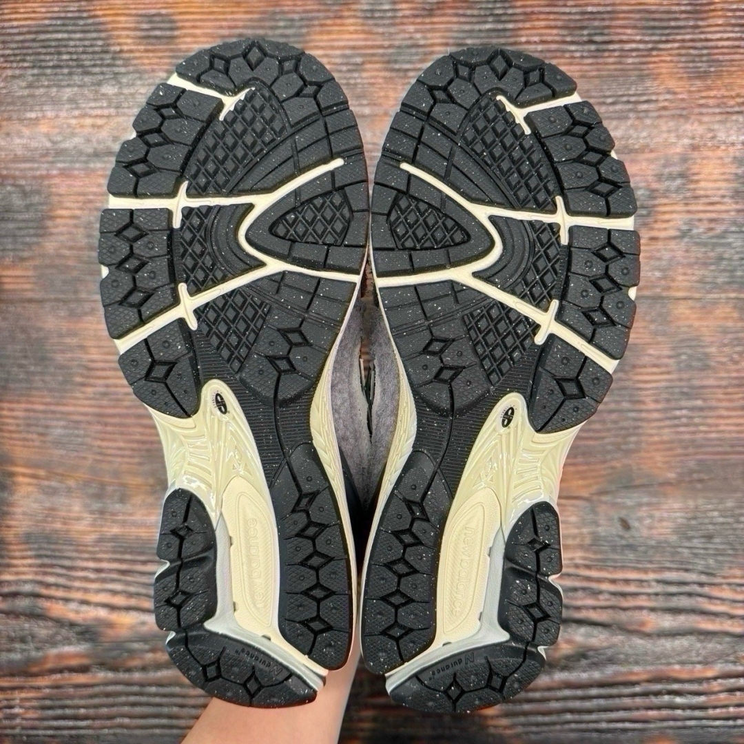 cs3769 - NBL1906 Protection Pack Castlerock DS FB - 40