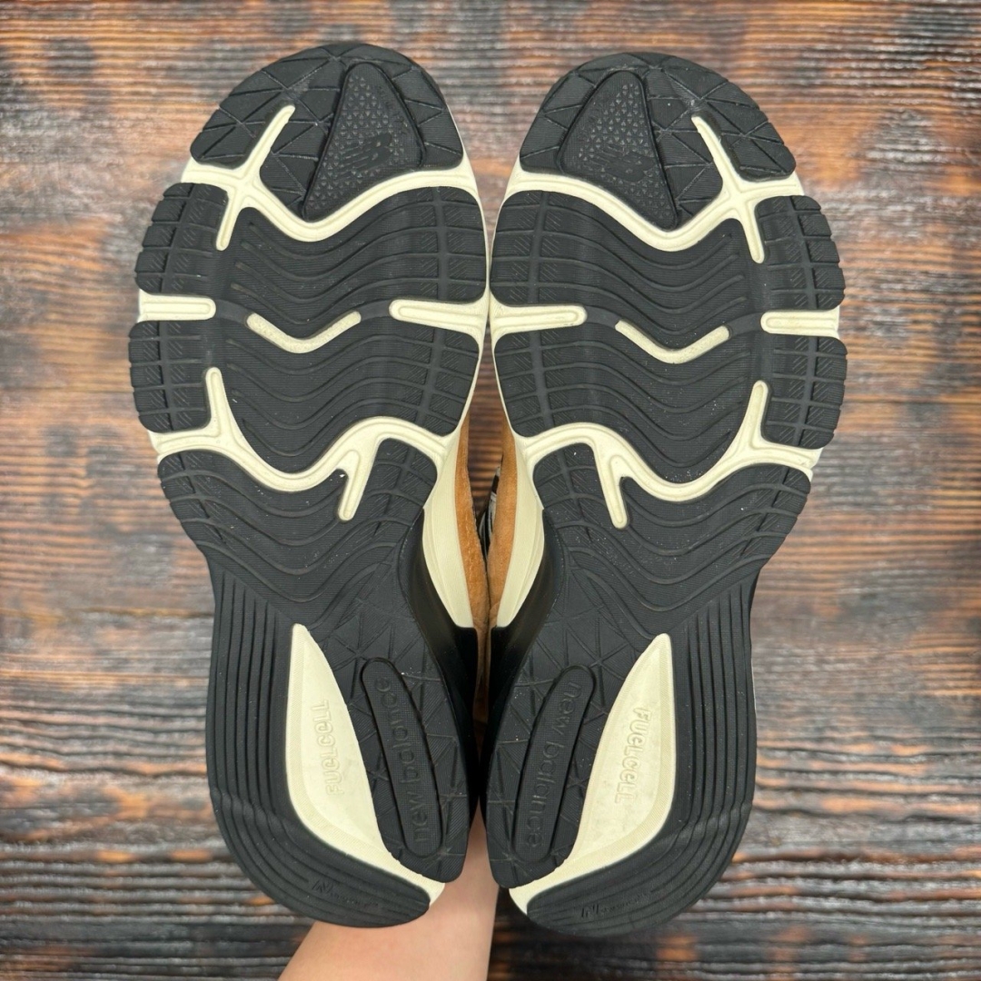 cs3796 - NBL990V6 USA Sepia Orange FB - 43