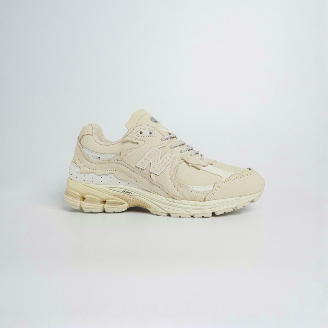 cs3813 - NBL2002 Protection Pack Sandstone DS FB - 42