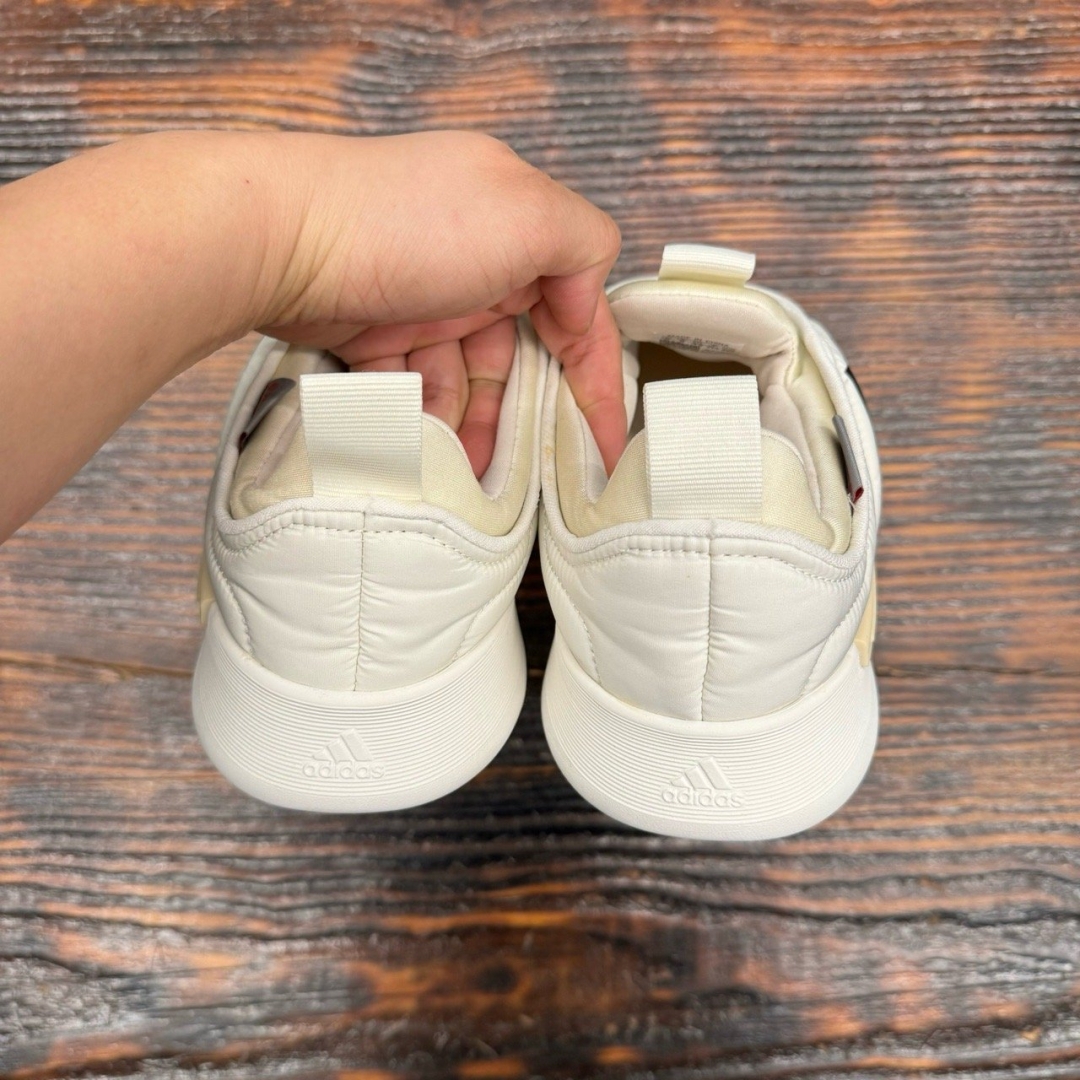 cs3820 - Adipuff Off White - 42