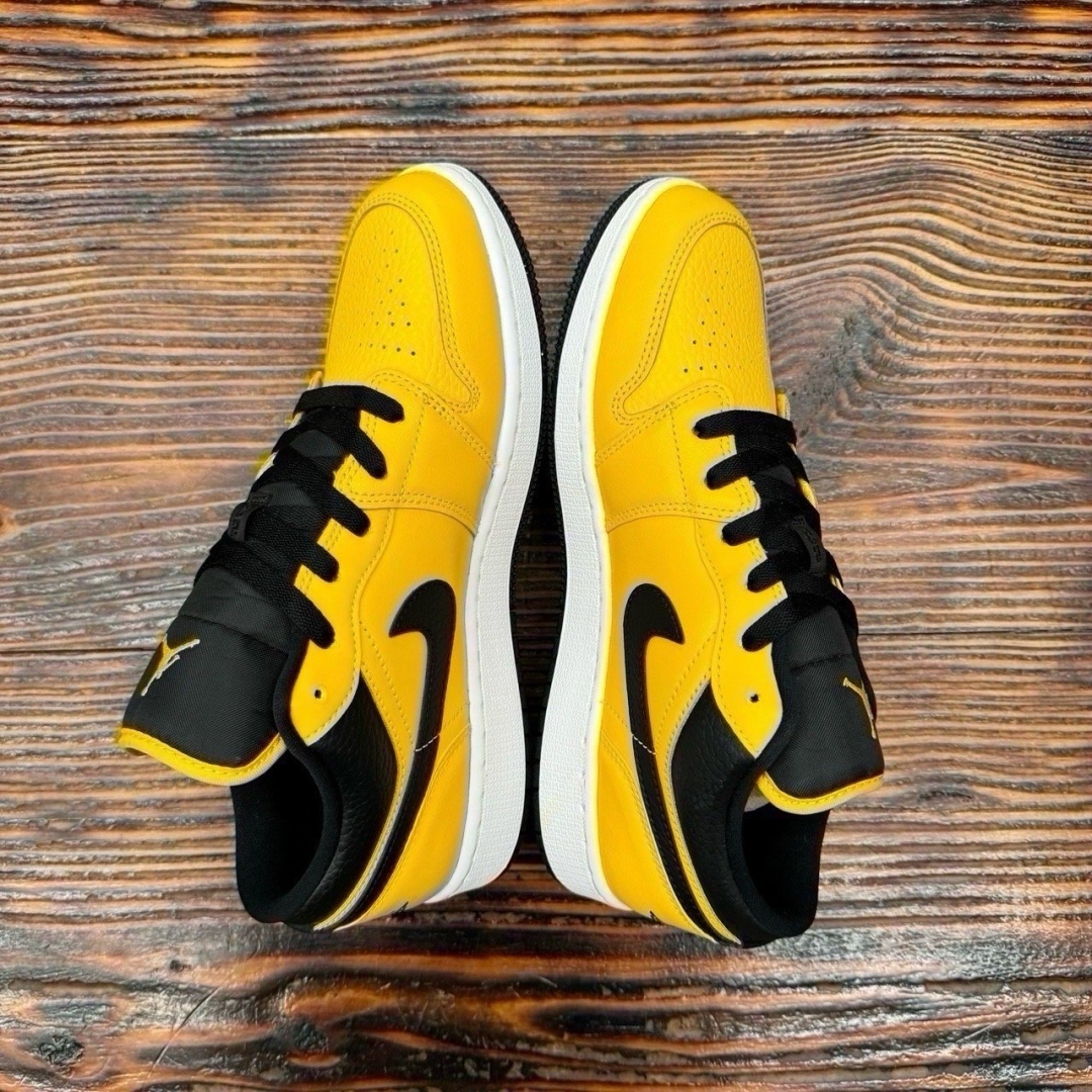 jd2889 - 1S Low University Gold Black LN - 40