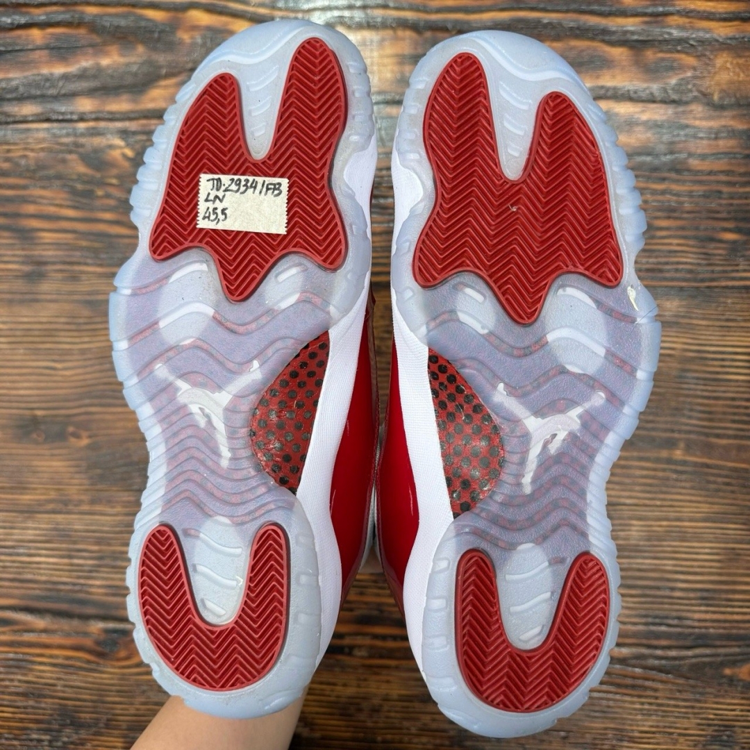 jd2934 - 11S Retro Cherry FB - 45.5