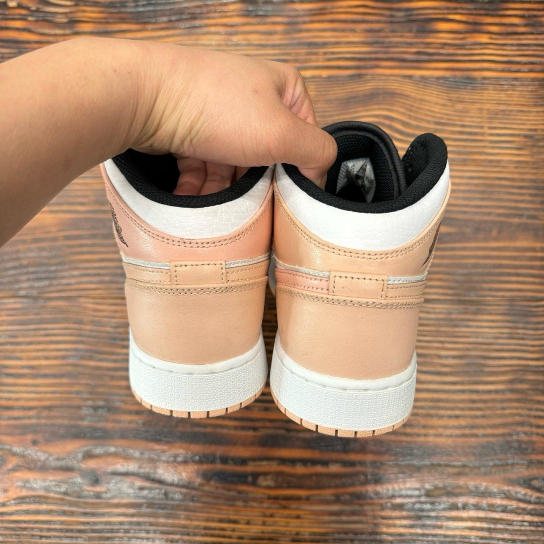 jd2951 - 1S Mid Crimson Tint Toe - 40