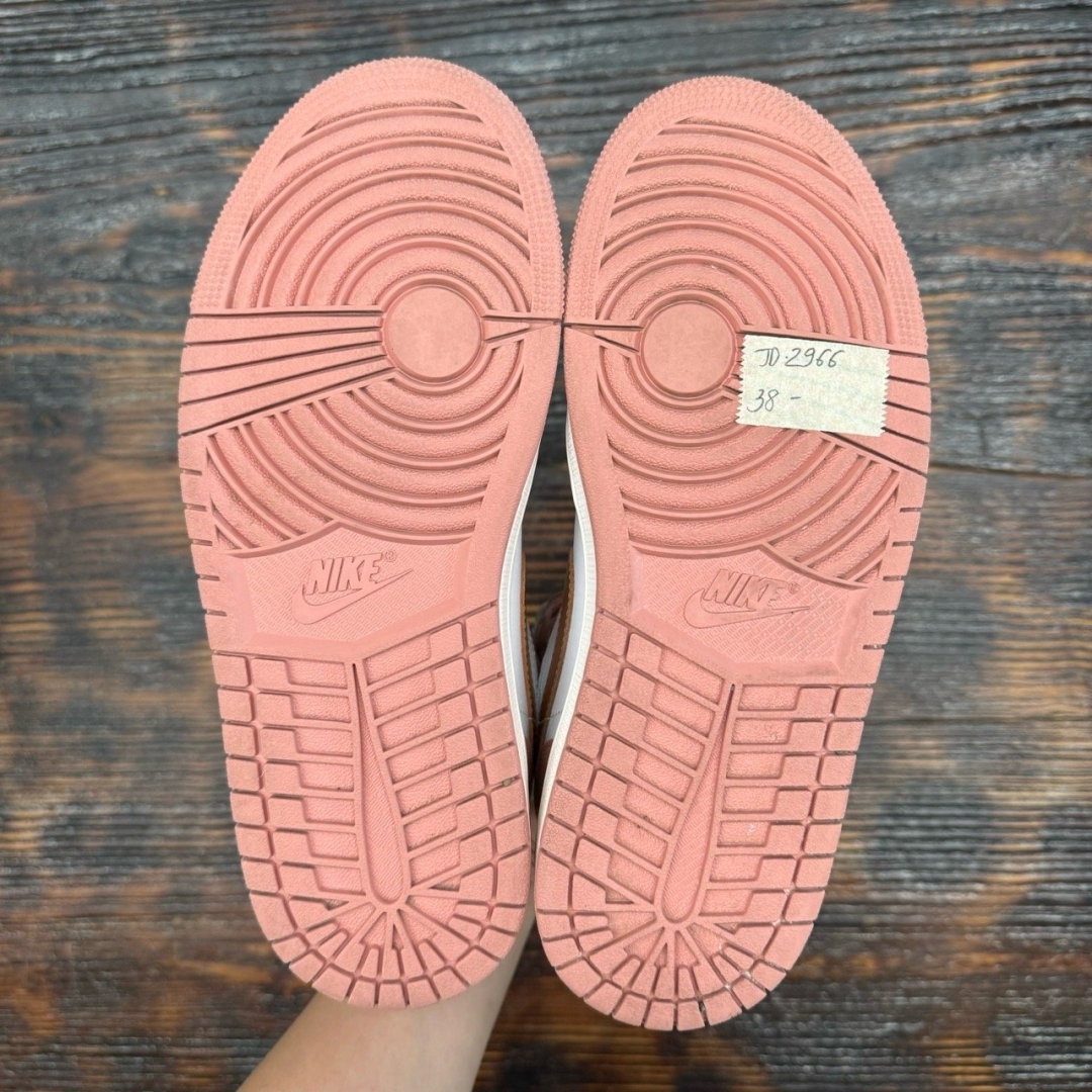 jd2966 - 1S Mid Red Stardust - 38