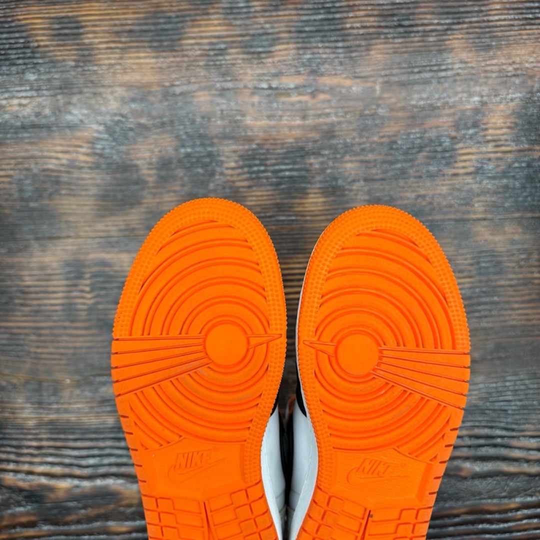 jd2981 - 1S High Electro Orange - 37.5