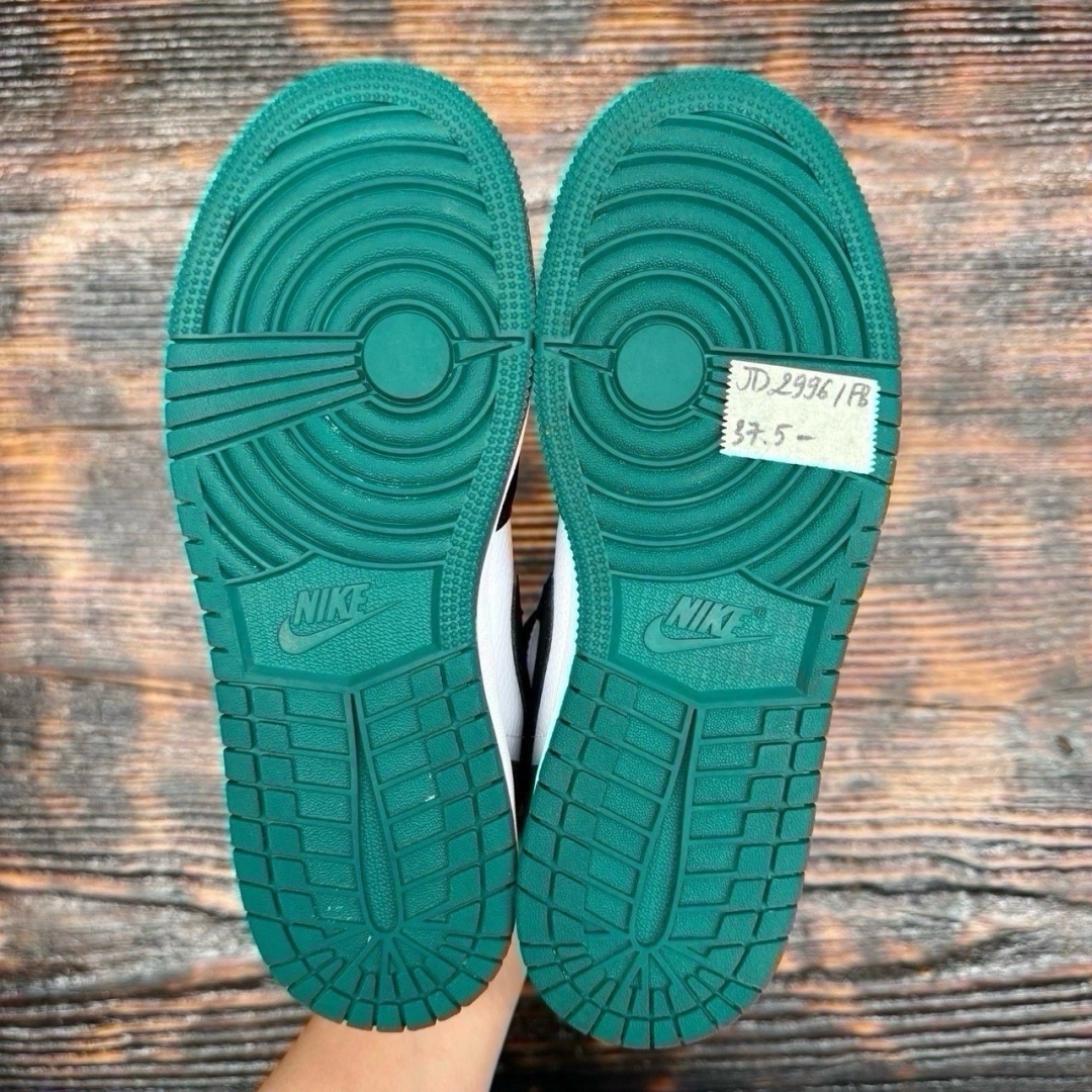 jd2996 - 1S Low Mystic Green FB - 37.5