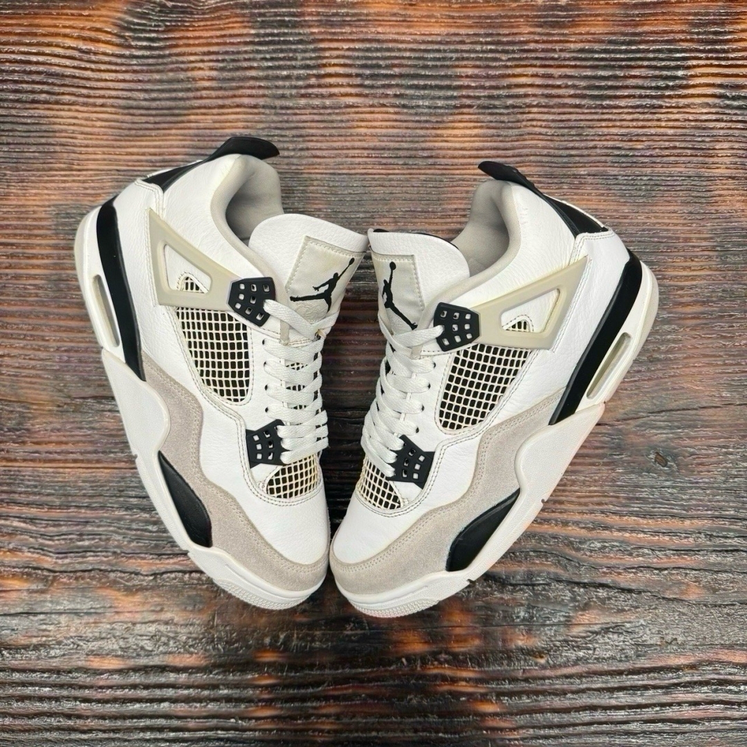 jd3053 - Jordan 4 Military Black FB - 42