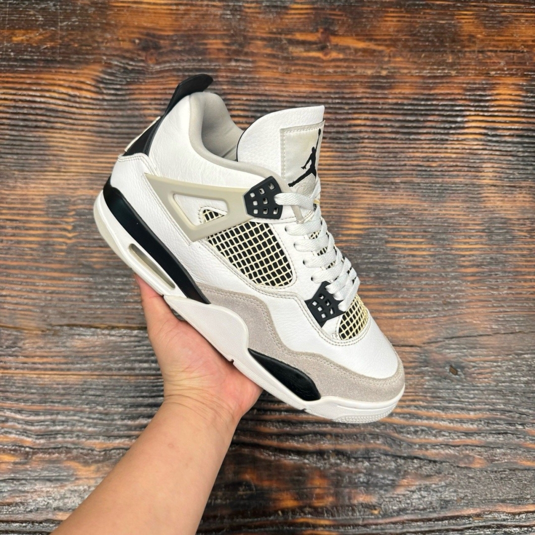 jd3053 - Jordan 4 Military Black FB - 42