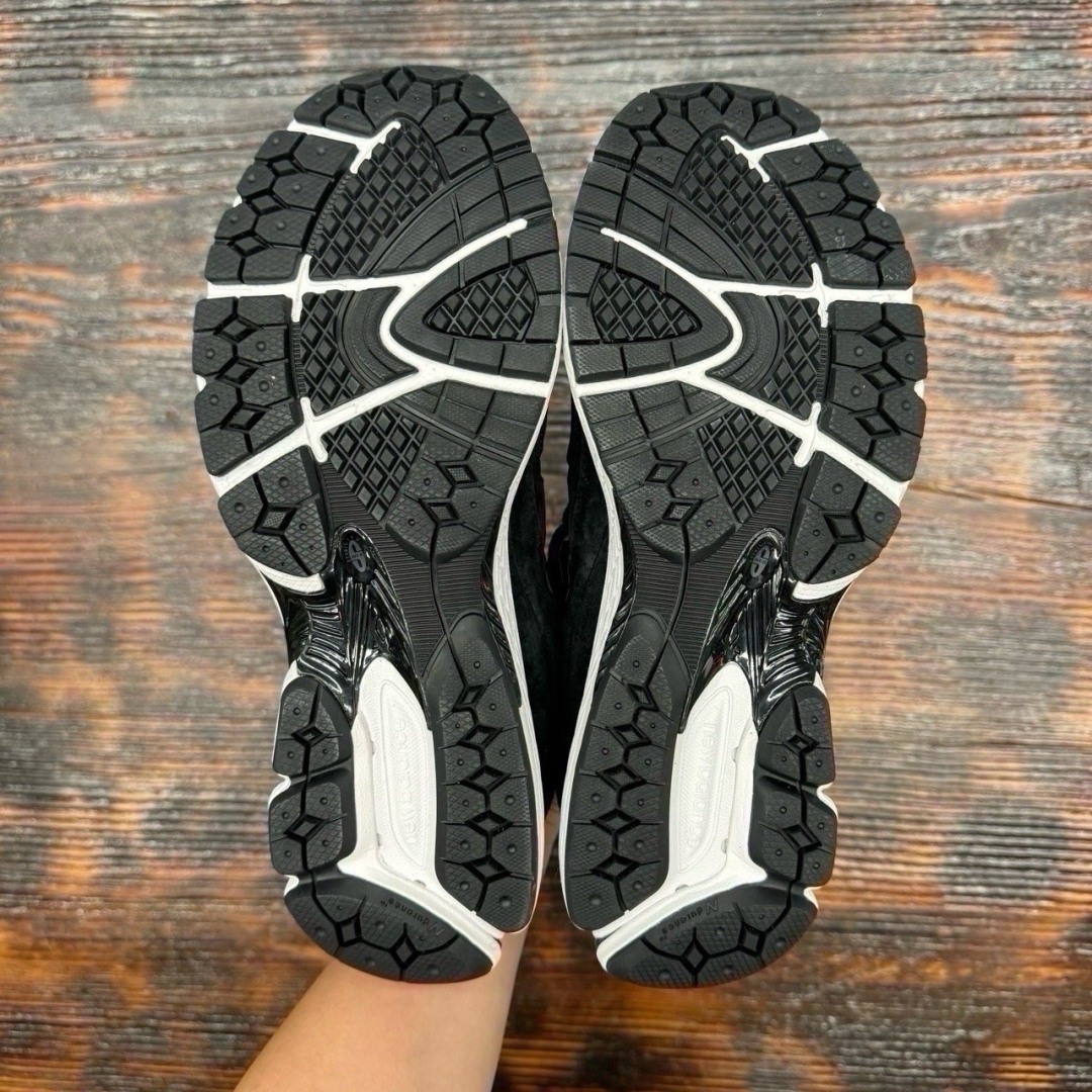 NBL2002 CORE BLACK DS FB