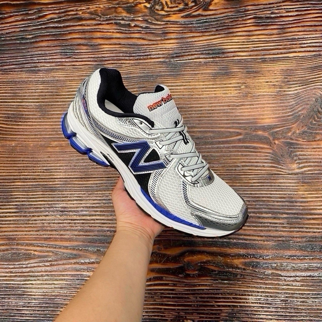 NBL860 WHITE TEAM ROYAL SILVER DS FB