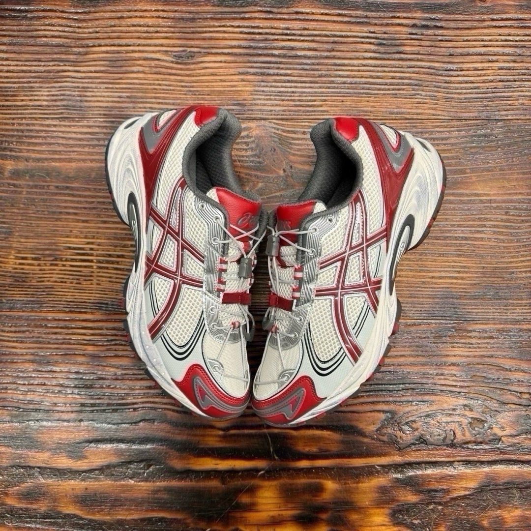 CS4016 - ASICS KAHANA TR V4 RED - 44,5
