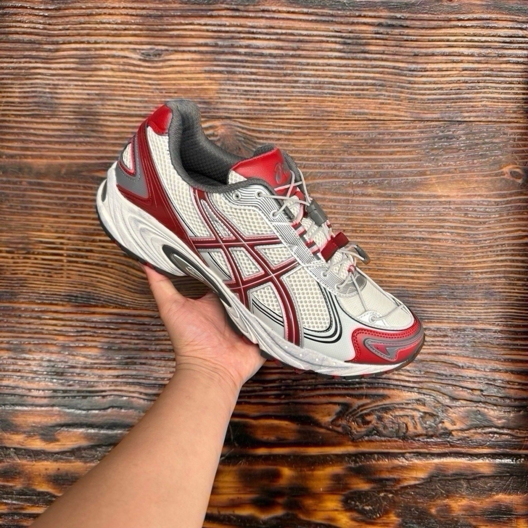 CS4016 - ASICS KAHANA TR V4 RED - 44,5