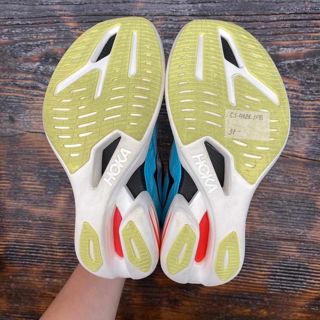 CS4021 - HOKA CIELO X1 FB - 37