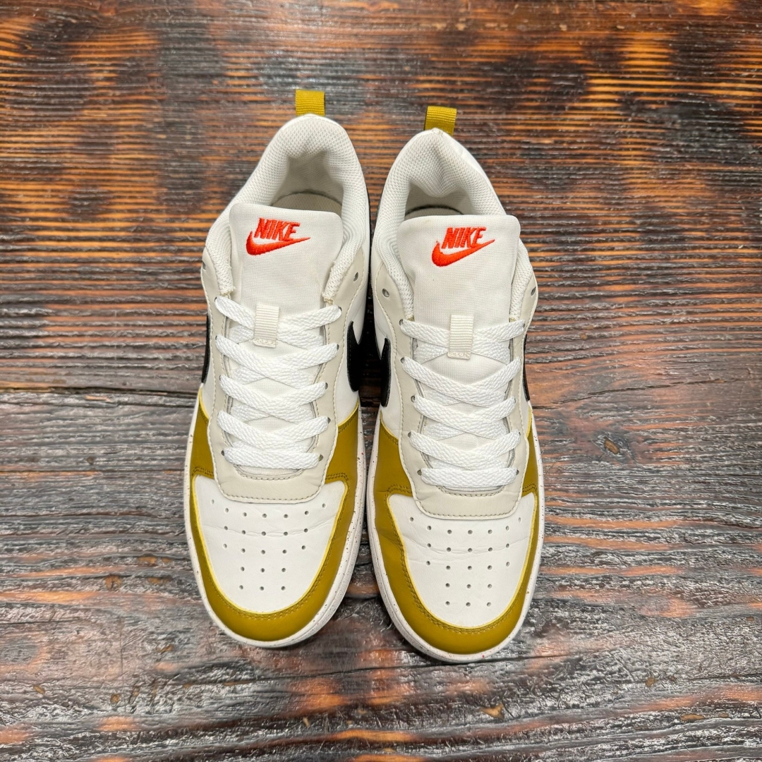 CS4035 - NIKE COURT BOROUGH OLIVE - 40