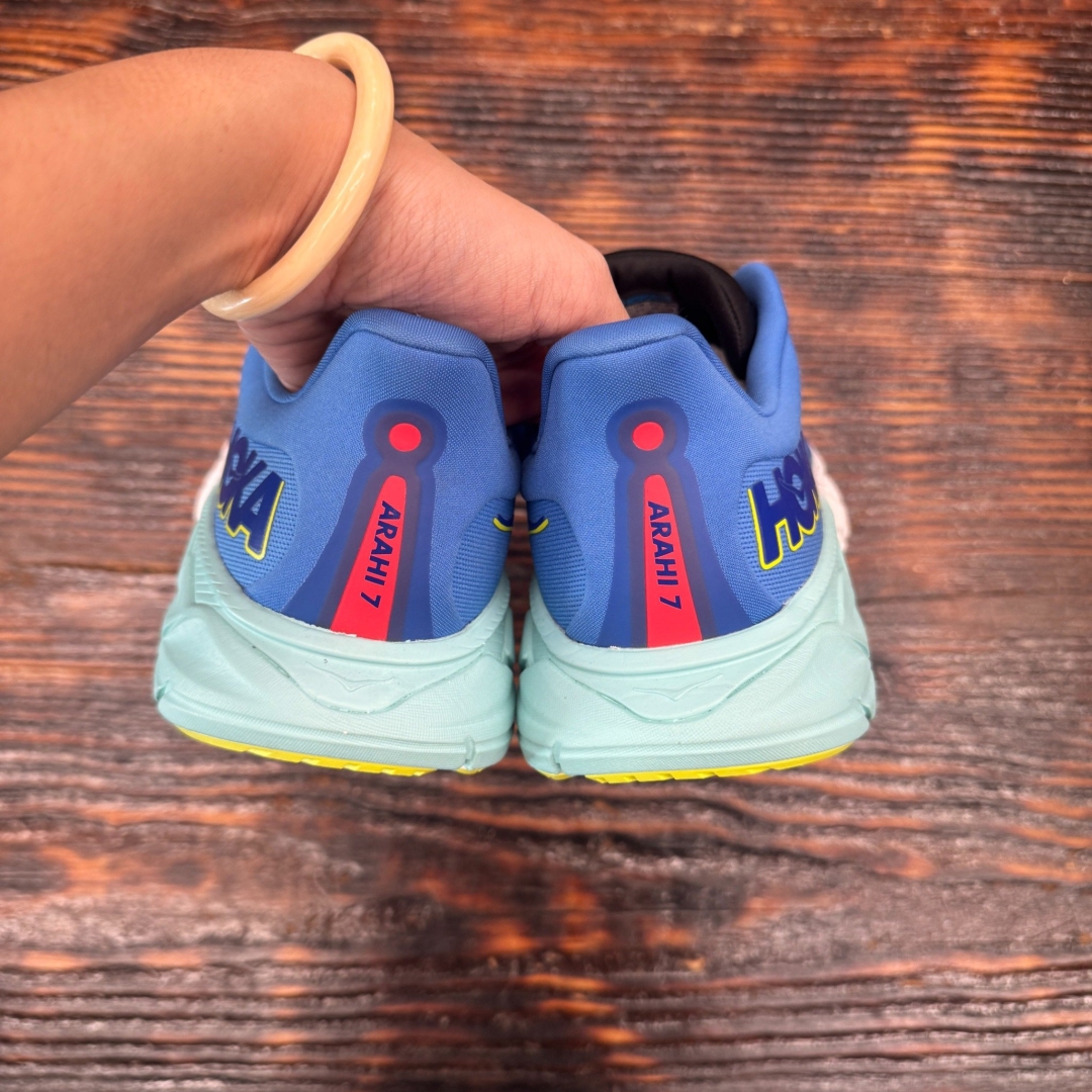 CS4064 - HOKA ARAHI 7 BLUE DS FB - 44