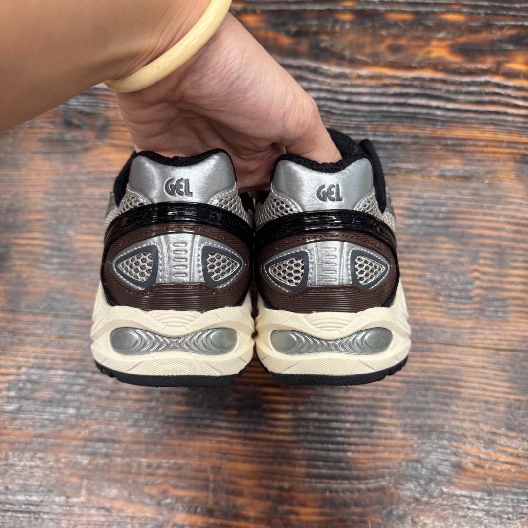 1203A716 ASICS KAHANA TR V4 SILVER BLACK DS FB