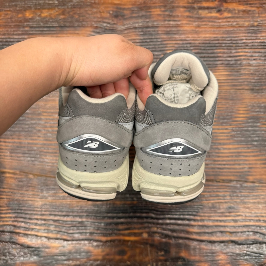 M2002RNM NEWBALANCE 2002 SHADOW GREY DS FB