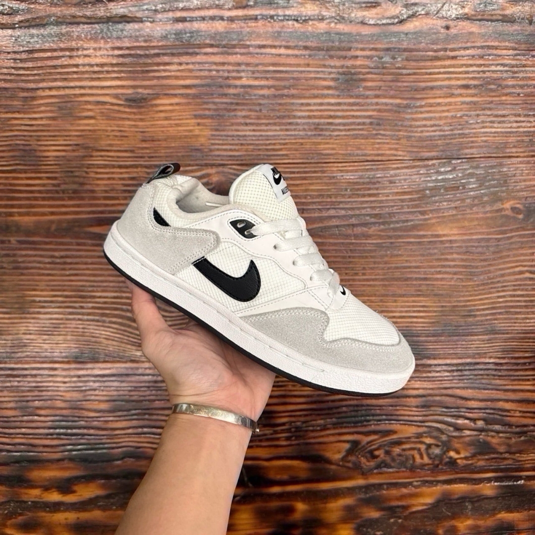 CS4126 - NIKE ALLEYOOP GREY - 37,5