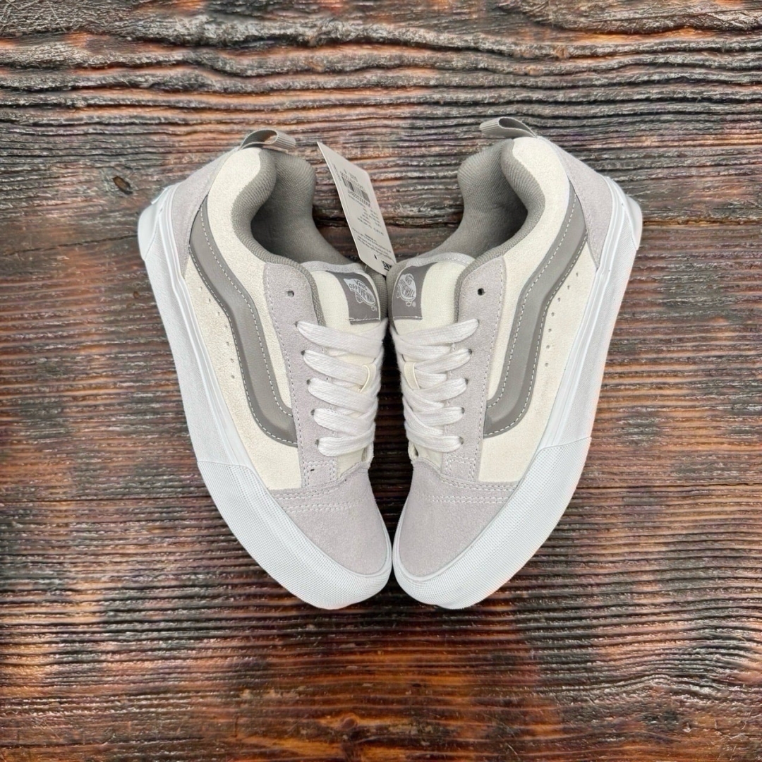 CS4134 - VANS KNU SKOOL GREY DS FB - 38