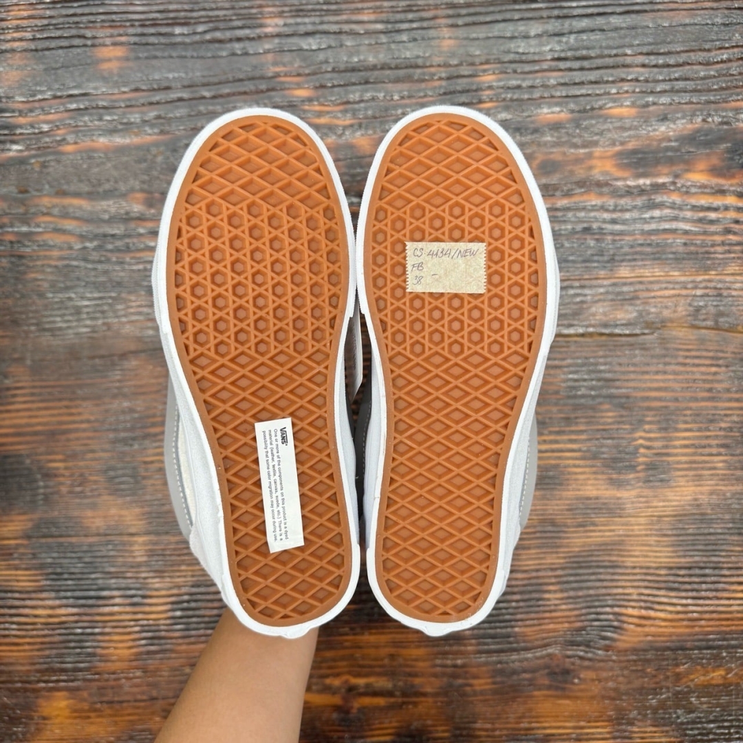 CS4134 - VANS KNU SKOOL GREY DS FB - 38