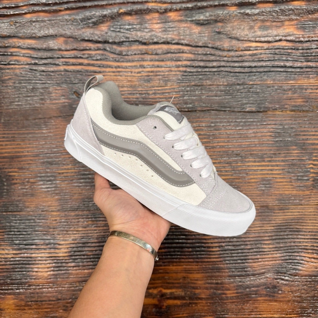 CS4134 - VANS KNU SKOOL GREY DS FB - 38