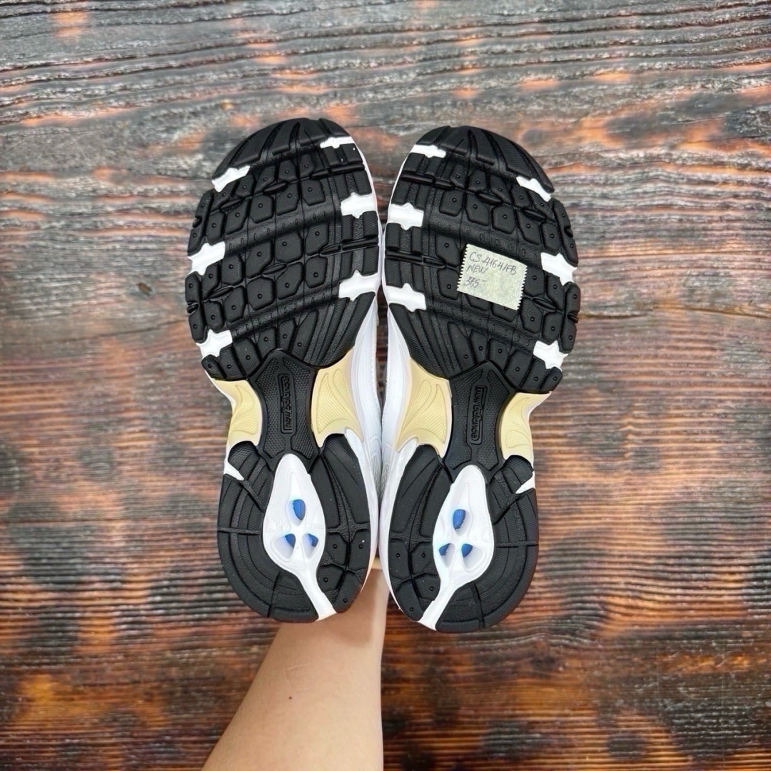 CS4164 - NEWBALANCE 530 WHITE BEIGE DS FB - 37,5