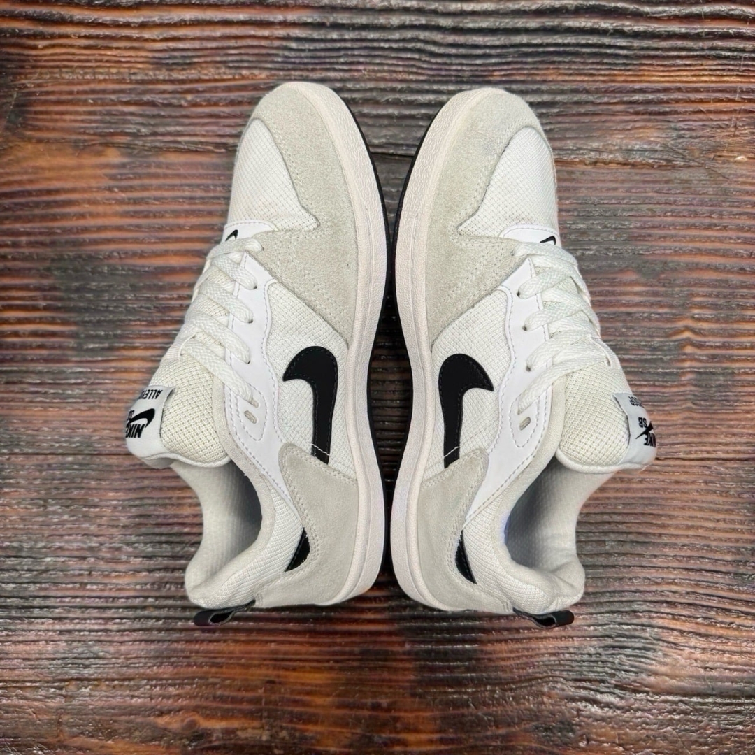 CS4224 - NIKE ALEYOOP GREY - 37,5