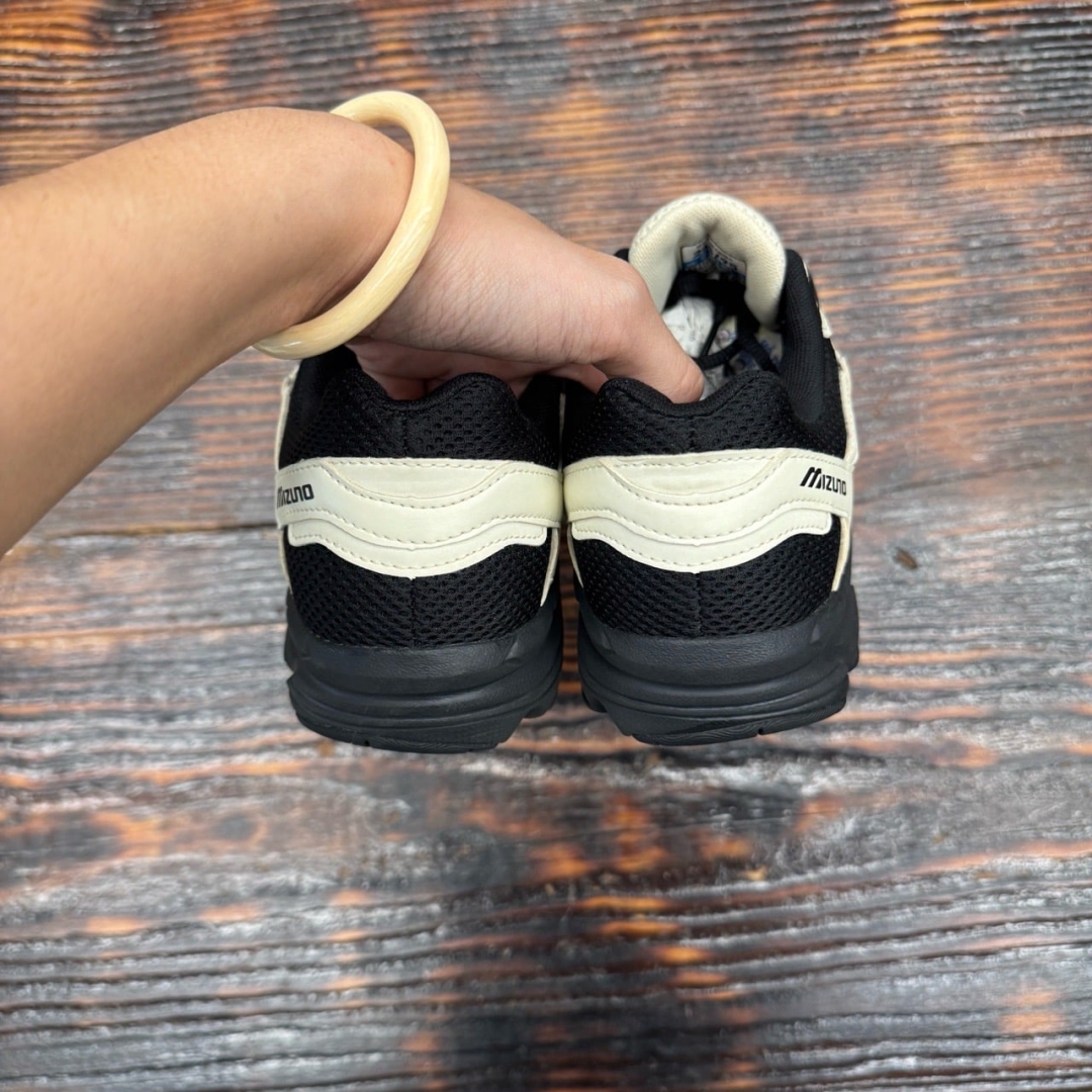 CS4248 - MIZUNO SPARK BLACK SAIL - 41