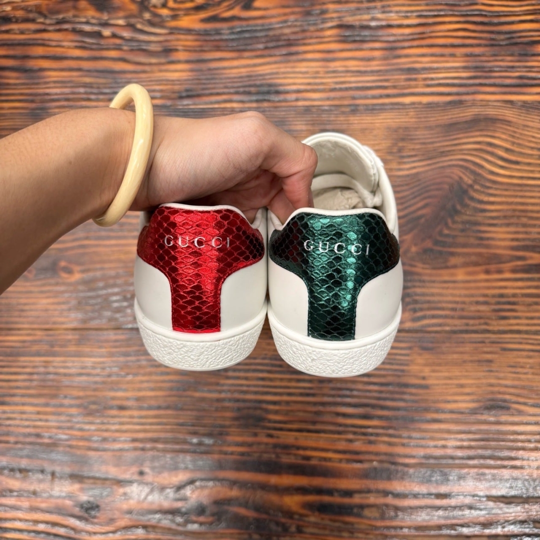 CS4273 - GUCCI EMBROIDERED BEE - 37