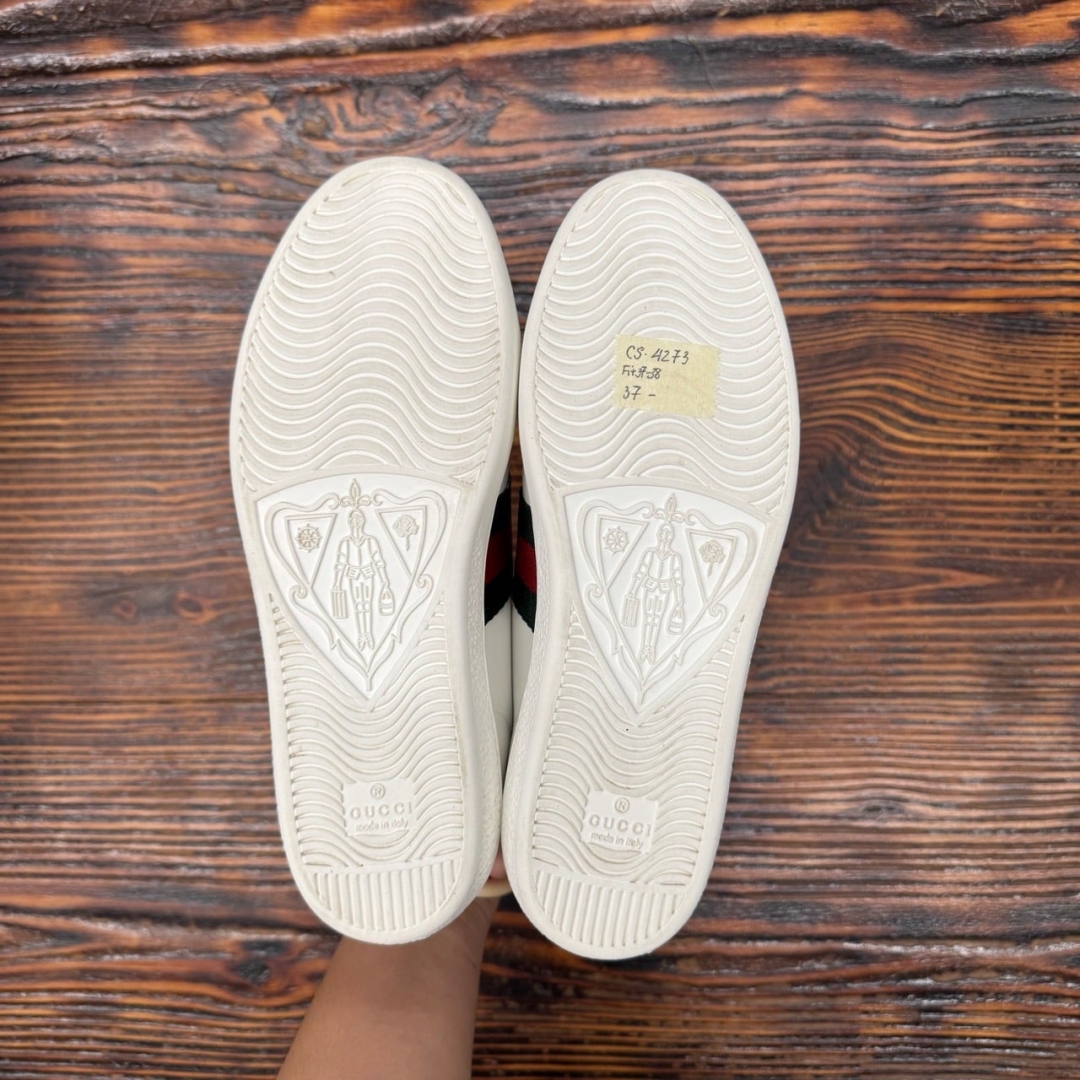 CS4273 - GUCCI EMBROIDERED BEE - 37