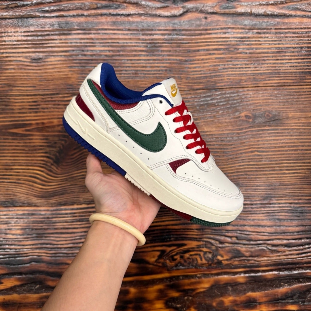 CS4277 - NIKE GAMMA FORCE SAIL GREEN - 37,5