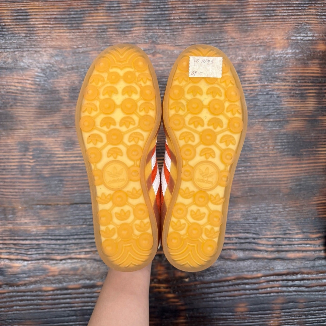 CS4293 - ADIDAS GAZELLE ORANGE GUM - 37