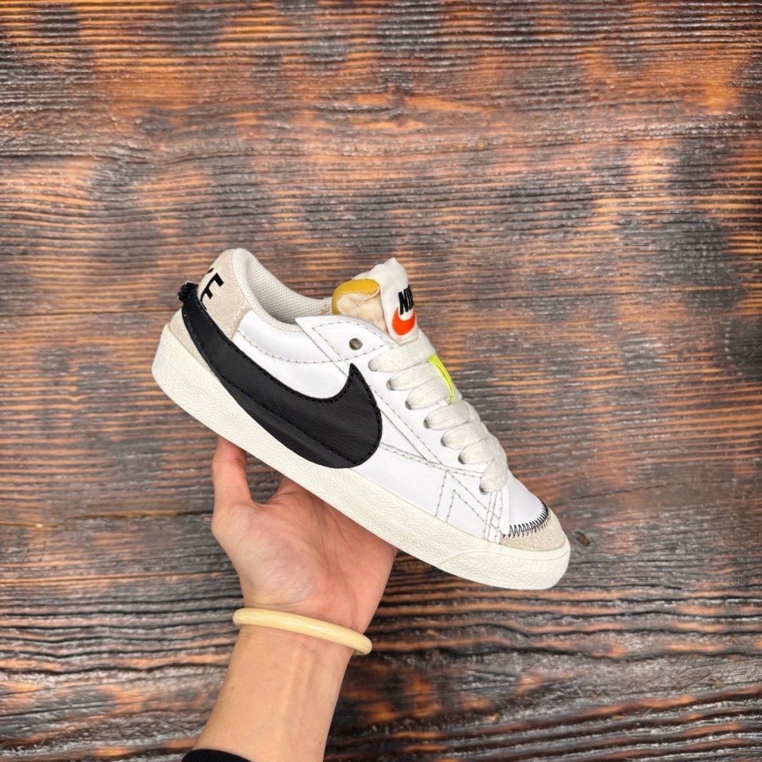 CS4303 - NIKE BLAZER LOW JUMBO WHITE BLACK - 37,5
