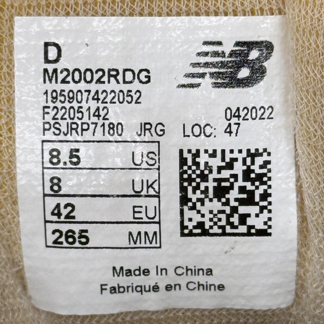 CS4342 - NEWBALANCE 2002 PROTECTION PACK DISTRESSED - 42